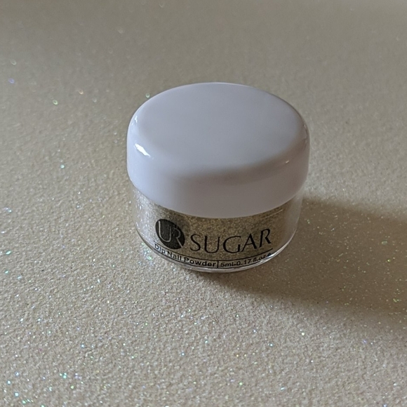 Gold matte effect nail dip powder - Picture 2 of 5